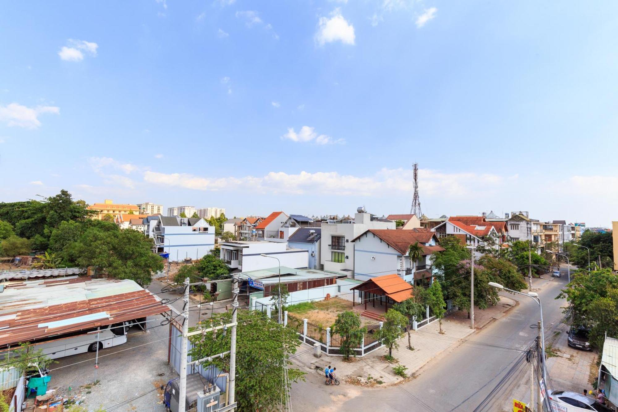 Oyo 991 Duy Anh Hotel Биен Хоа Екстериор снимка