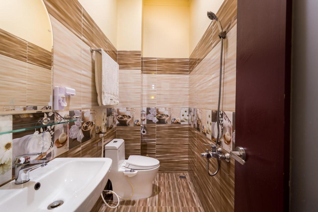 Oyo 991 Duy Anh Hotel Биен Хоа Екстериор снимка