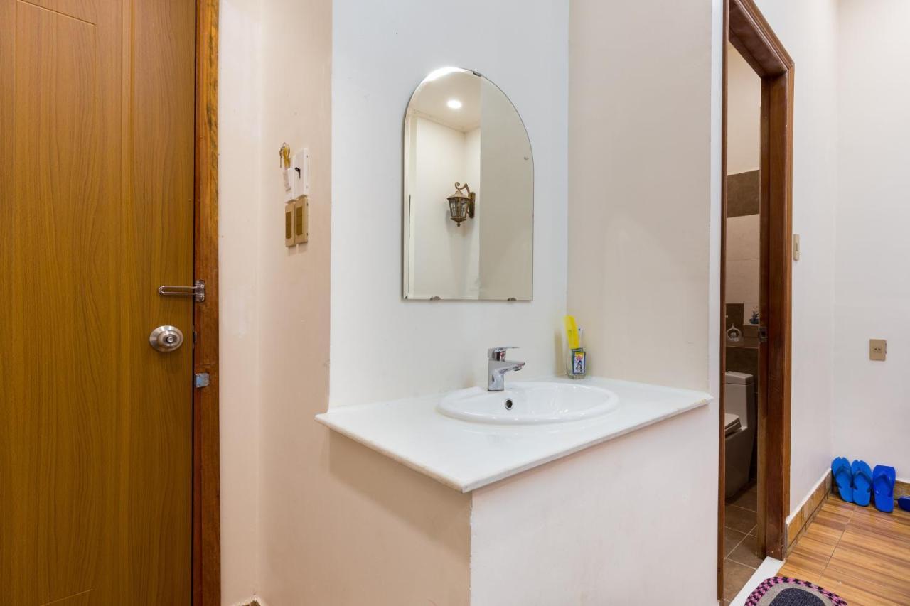 Oyo 991 Duy Anh Hotel Биен Хоа Екстериор снимка
